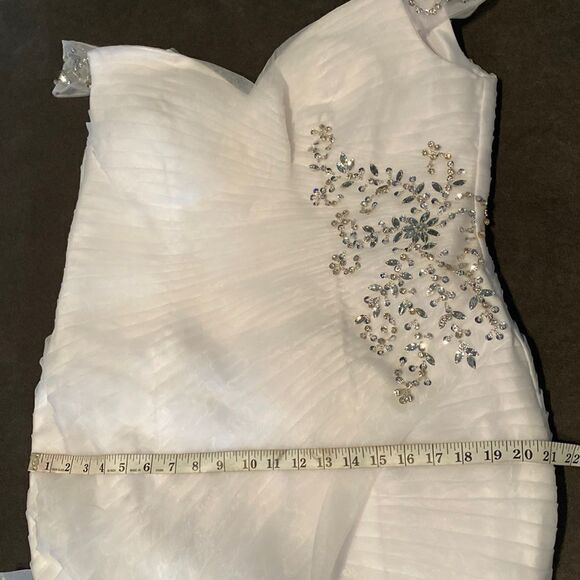 Women’s Wedding Dress with Side Design Ruffles & Corset Back Size L NWOT - Picture 10 of 11